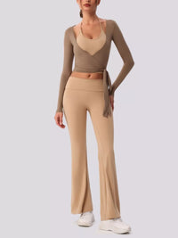 Conjunto Halter y Legging Acampanado – imagen 4